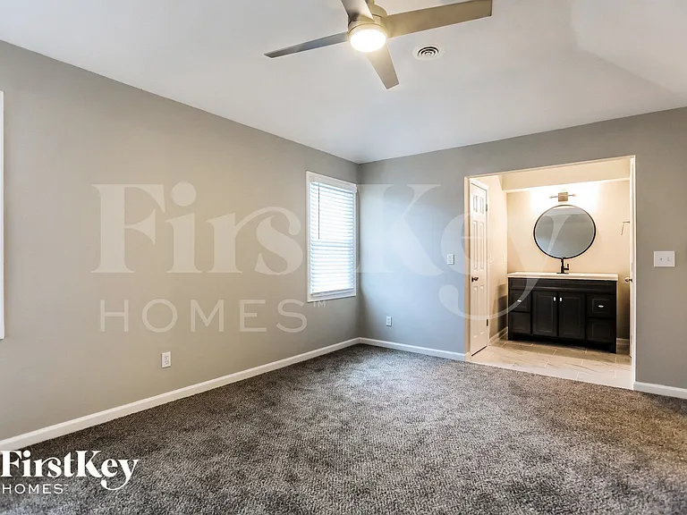 12404 W 100th St — Photo 9