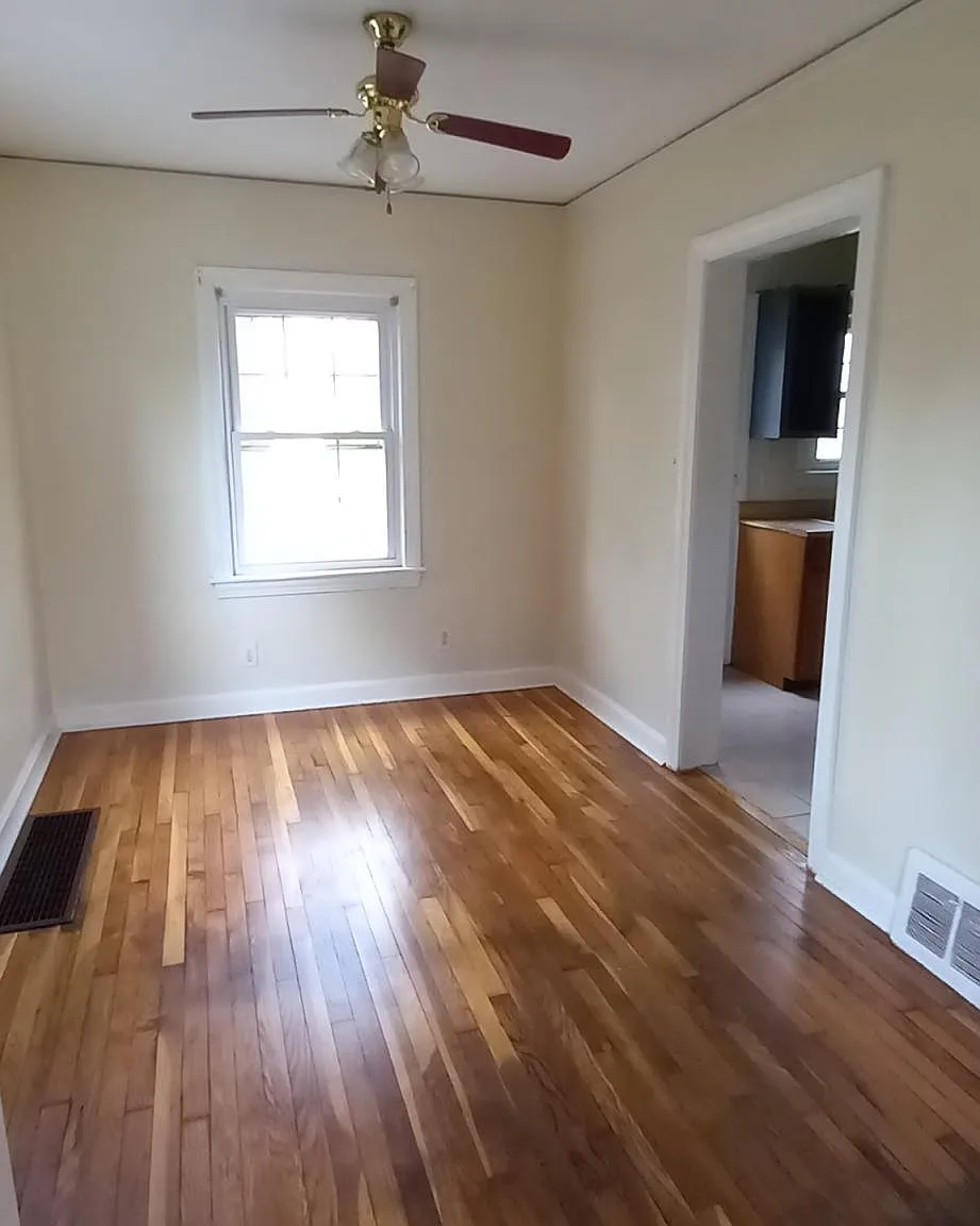 2 bed, 1116 sqft, $795 — Photo 4