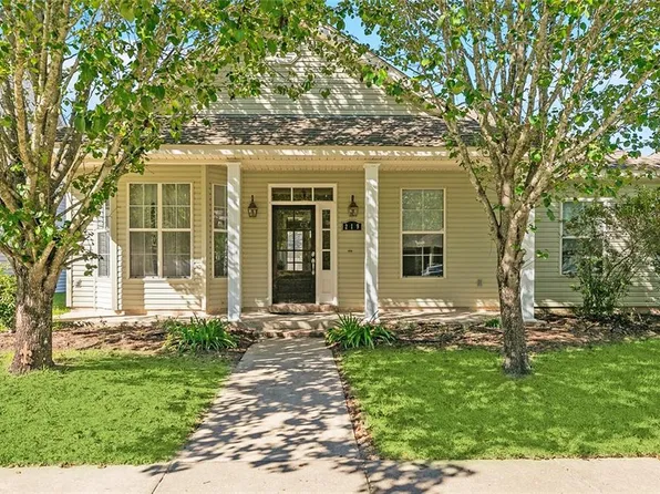 219 Carriage Pines Ln, Covington, LA 70435