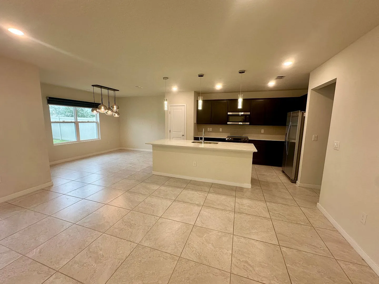 Beautiful and spacious 5/3 Kissimmee — Photo 3