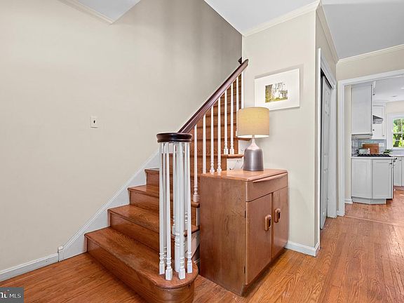 4th image of 1500 Sugartown Rd