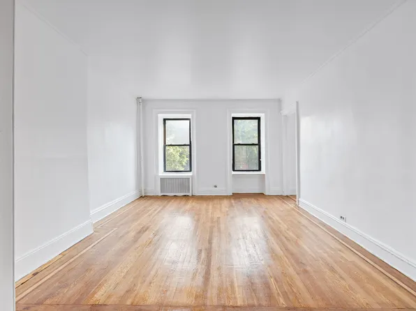 411 Union Street image 8 of 20