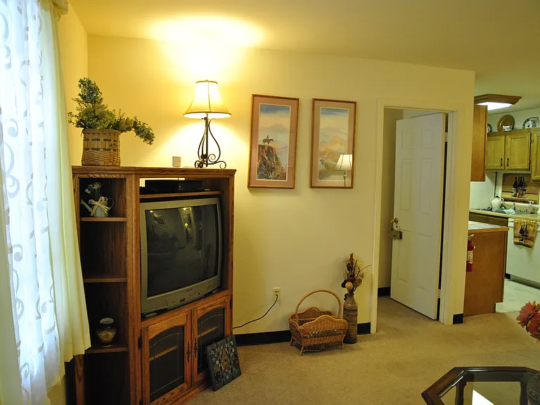 Londontowne and Robinwood Apartments — Photo 35