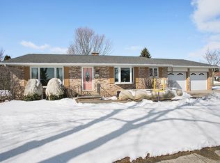 905 5th St, Kewaunee, WI 54216