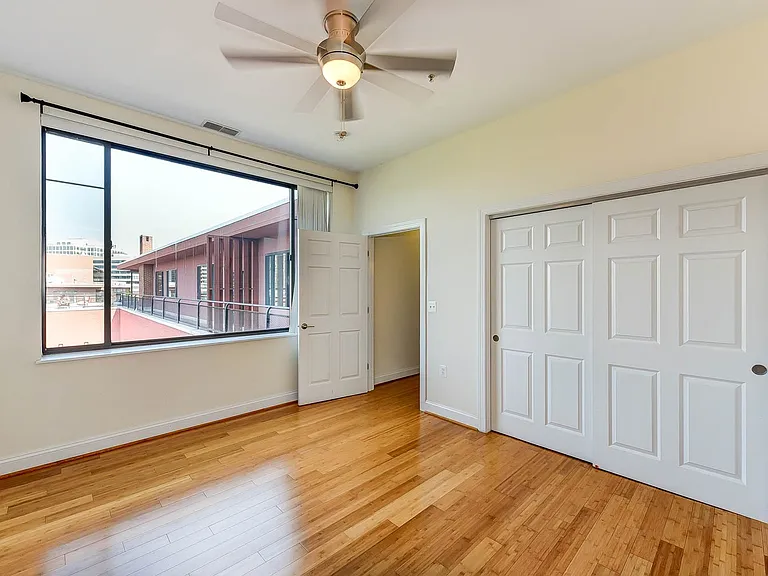 1011 Arlington Blvd #1101 — Photo 10