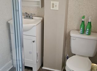125 S Marietta St #B, Saint Clairsville, OH 43950