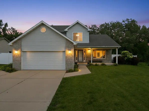 2555 Cobblestone Ct, Morris, IL 60450