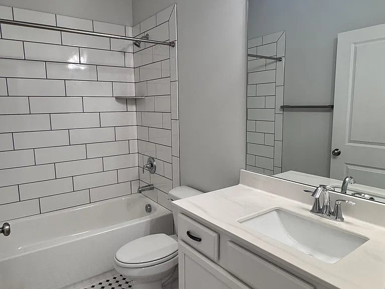 4005 Maypop Ln — Photo 23