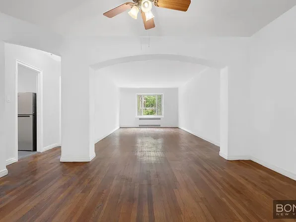 525 E 89th St APT 4B, New York, NY 10128