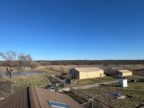 2nd image of 19358 Fargo Rd