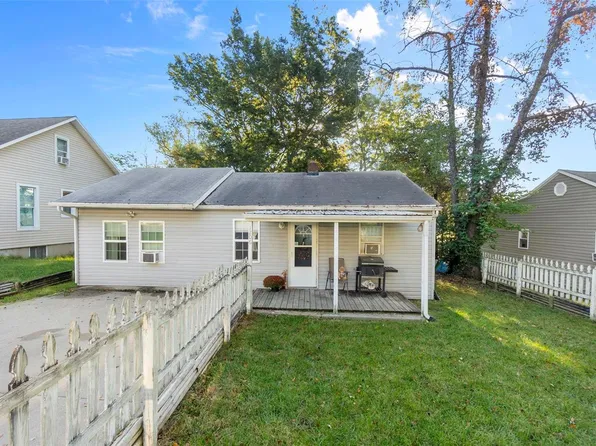 1206 N Spanish St, Cape Girardeau, MO 63701