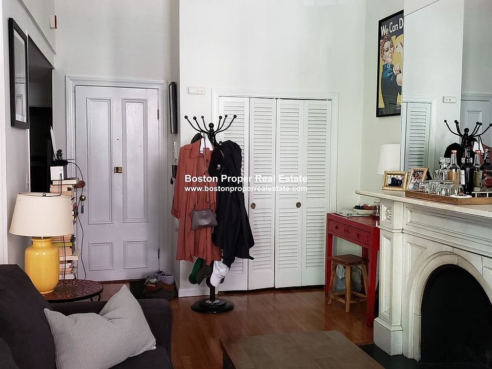 9 Marlborough #22 Boston - Back Bay Unit Photo 8 (3)