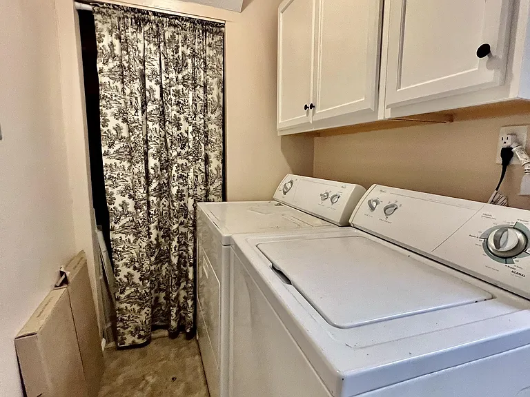 10 Dorsey Ln #1 — Photo 13