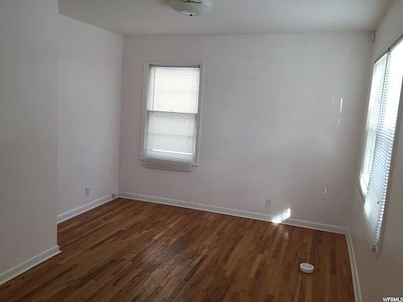 2nd image of 3185 E Marie Ave