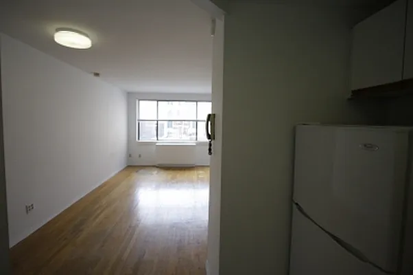 Rented by Citi Habitats | media 39