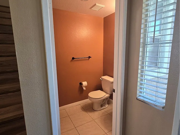 881 Bramble Ln — Photo 15