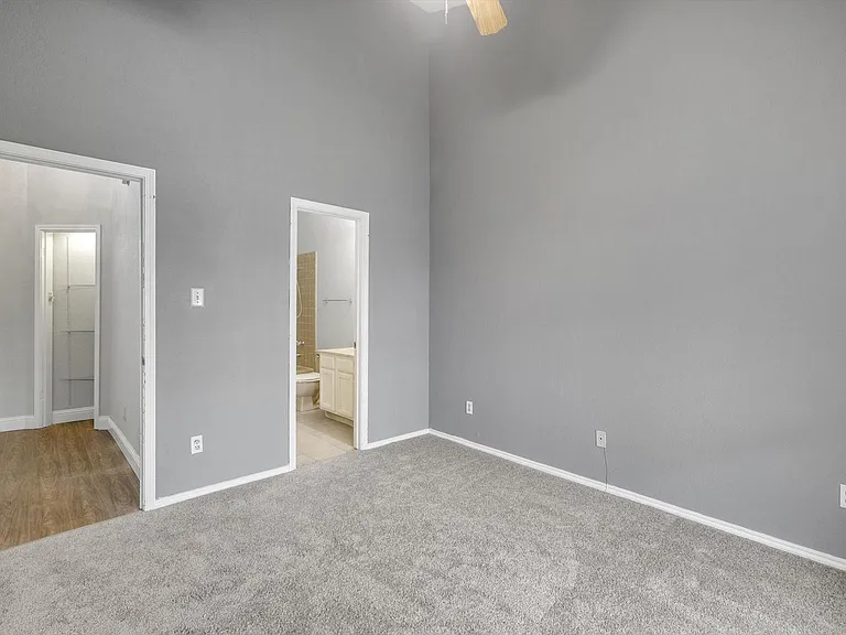 4800 W Lovers Ln #521 — Photo 11