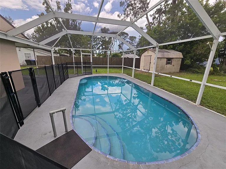 7523 Mayland St — Photo 13
