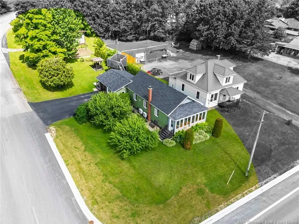 336 Portage, Grand Falls, NB E3Z 1M6