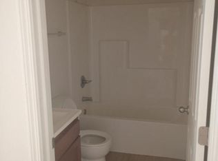 4008 Chase Dr, Farmington, MO 63640