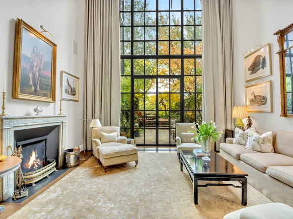 7 Beekman Place image 4 of 20