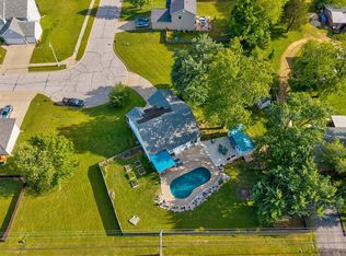 2253 W Drake Street, Springfield, MO 65810