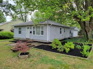 4832 Belle Meadow Rd, Mentor, OH 44060