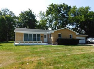 709 Allerton Rd, Monticello, IL 61856