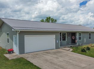 108 Clive St, Berryville, AR 72616