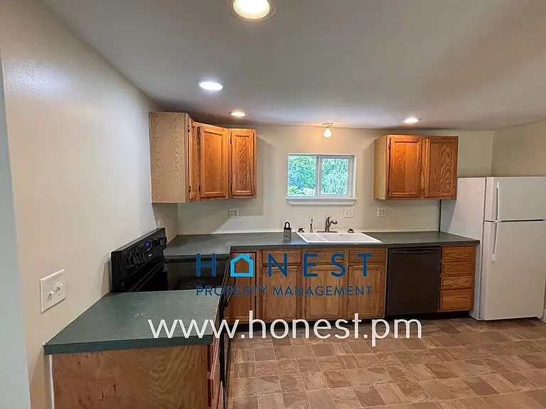 60 Cumberland St #2 — Photo 1