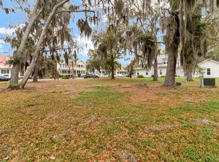 19 Yellow Bluff Drive, Midway, GA 31320