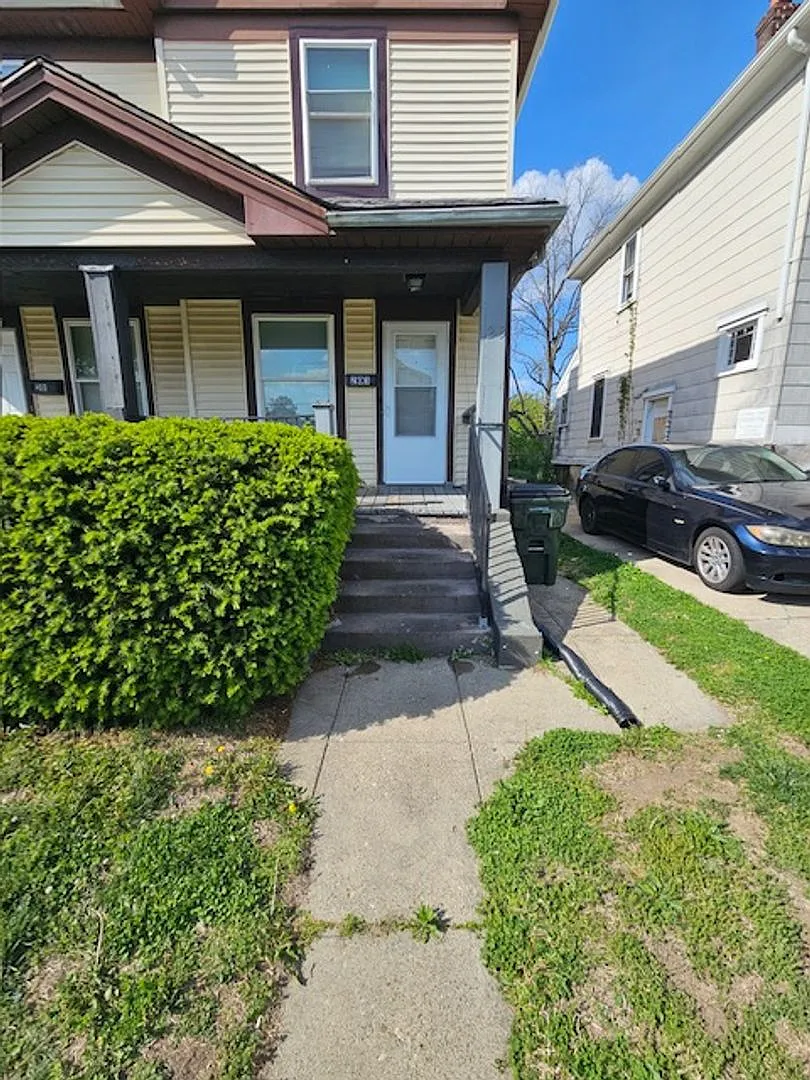 201-203 Pleasant — Photo 2