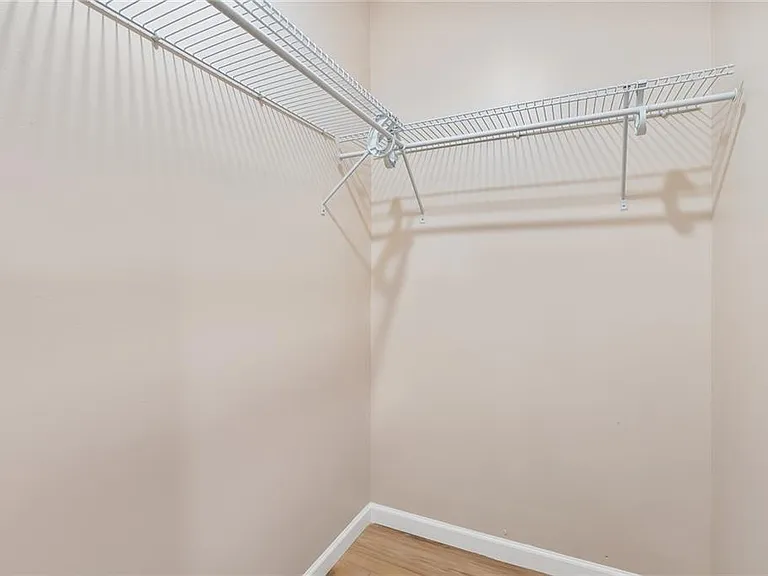 504 Piedmont Ave — Photo 27