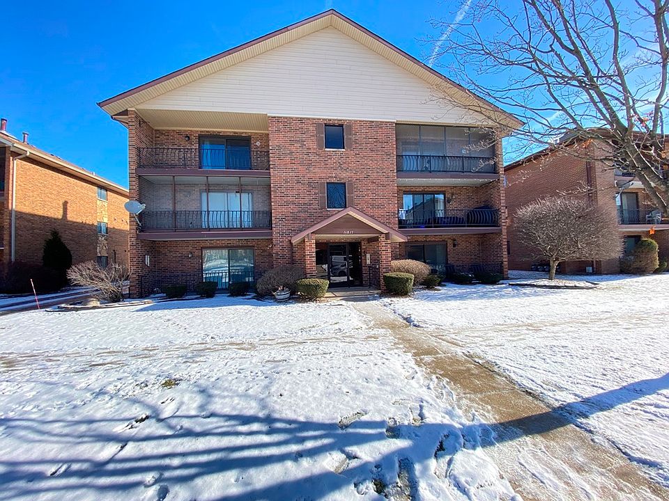 1st image of 16813 81st Ave APT 1S