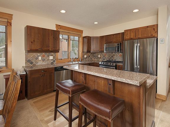 4th image of 34 Arabella Dr APT 6525