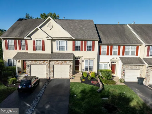 744 McCardle Dr, West Chester, PA 19380