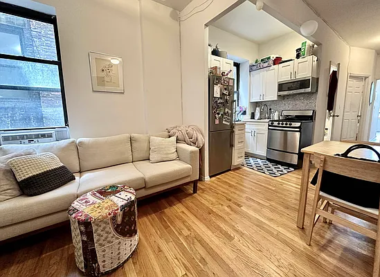 Rented by J PRESTON AND ASSOCIATES INC | media 6