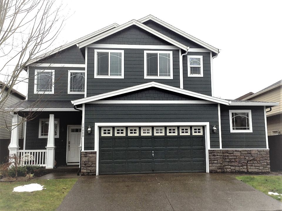 Large garage with work space