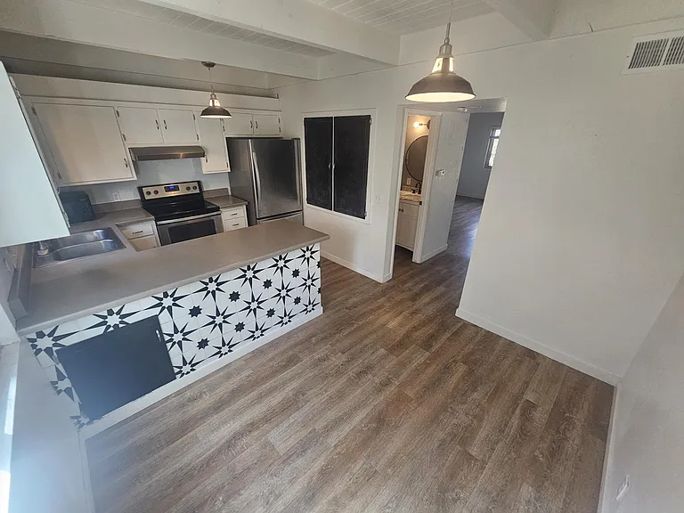 3344 Tide Ave — Photo 8