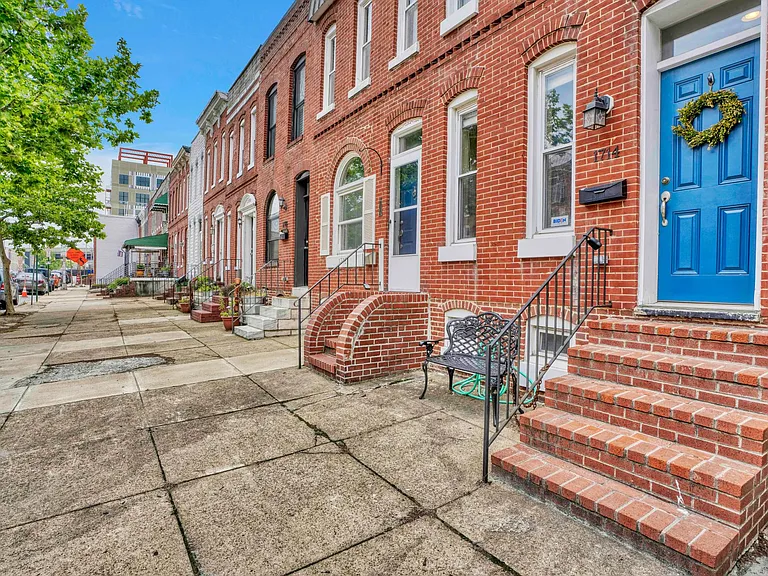 1714 S Hanover St — Photo 2