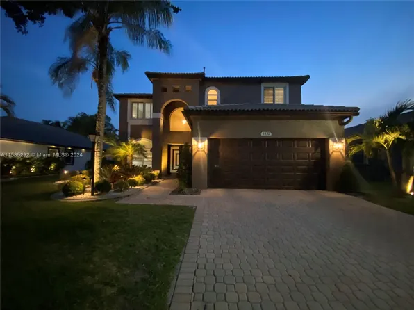 1532 NW 133rd Ave, Pembroke Pines, FL 33028