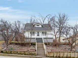 1002 State St, Guthrie Center, IA 50115