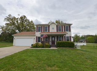 104 Magnolia Ct, Vine Grove, KY 40175
