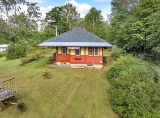 4 Hartshorn Rd, Barnstead, NH 03218