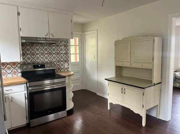 1227 N Main St, Mars Hill, NC 28754