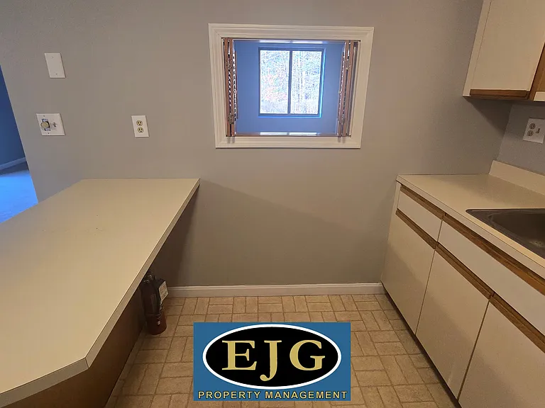 43 Indian Rock Rd — Photo 7