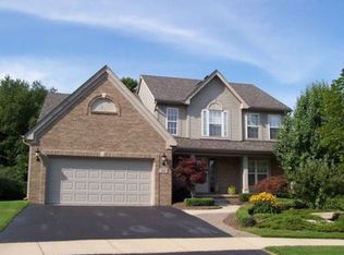 35 Ridge Field Ct, Oxford, MI 48371
