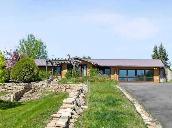 450 County Rd E, Somerset, WI 54016