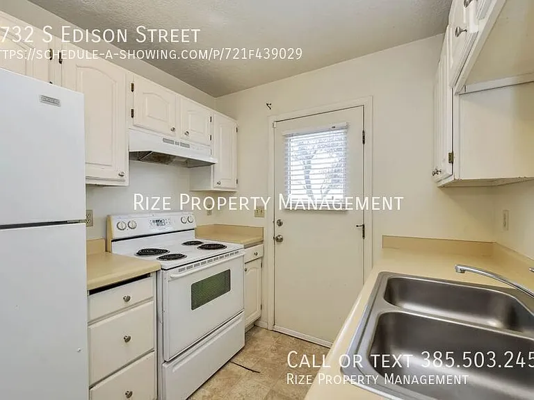 2732 S Edison St — Photo 1