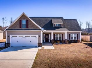149 Prelude Dr, Richlands, NC 28574